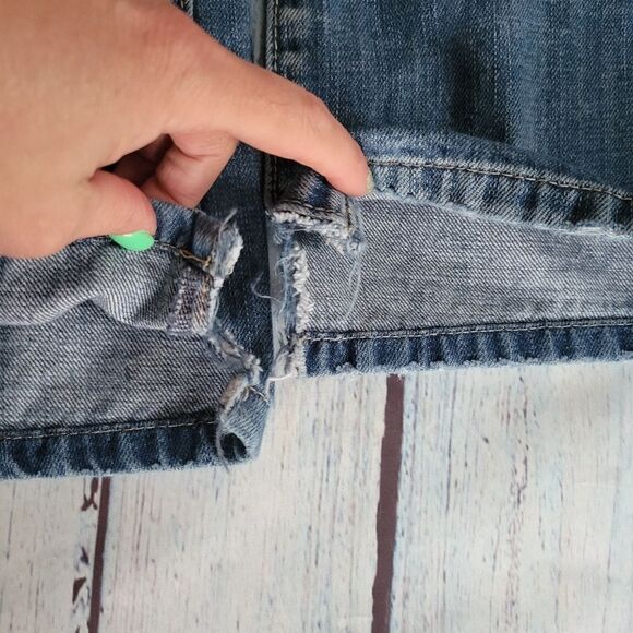 American Eagle Ladies Original 77 Blue Medium Wash  Bootcut Denim Jeans Size 2S - Picture 10 of 15